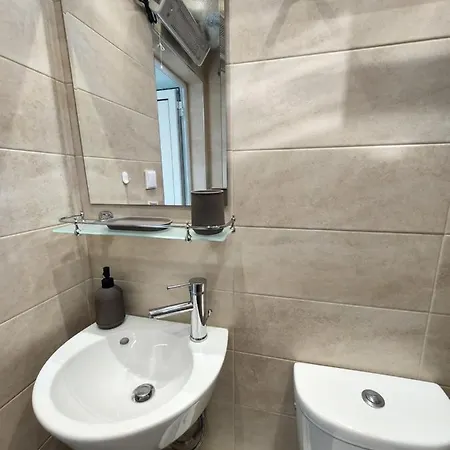 Cozy Spot By The Lions' Bridge Апартаменты София