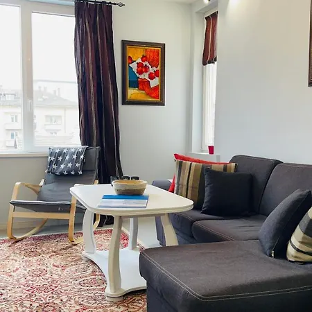 Cozy Spot By The Lions' Bridge Apartmán *