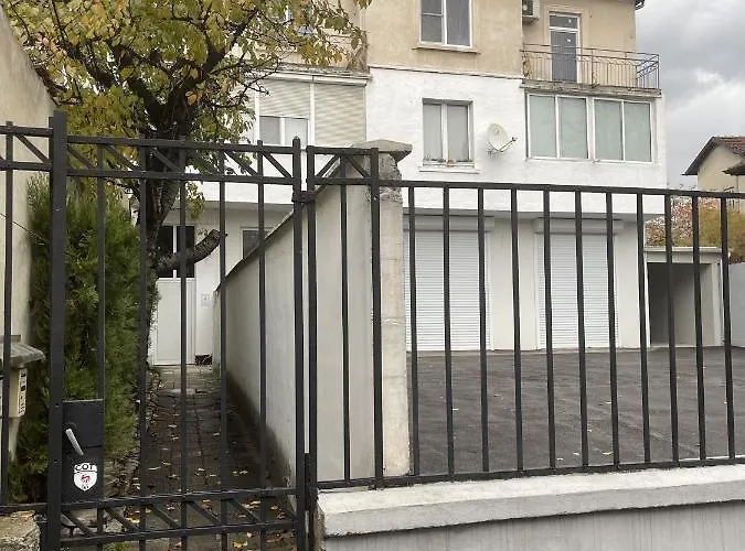 Cozy Spot By The Lions' Bridge アパート *