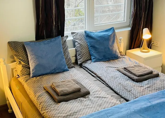 アパート Cozy Spot By The Lions' Bridge *